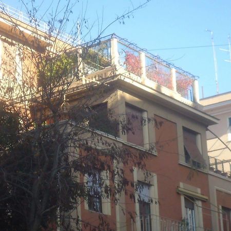 Dea Roma Inn Екстериор снимка