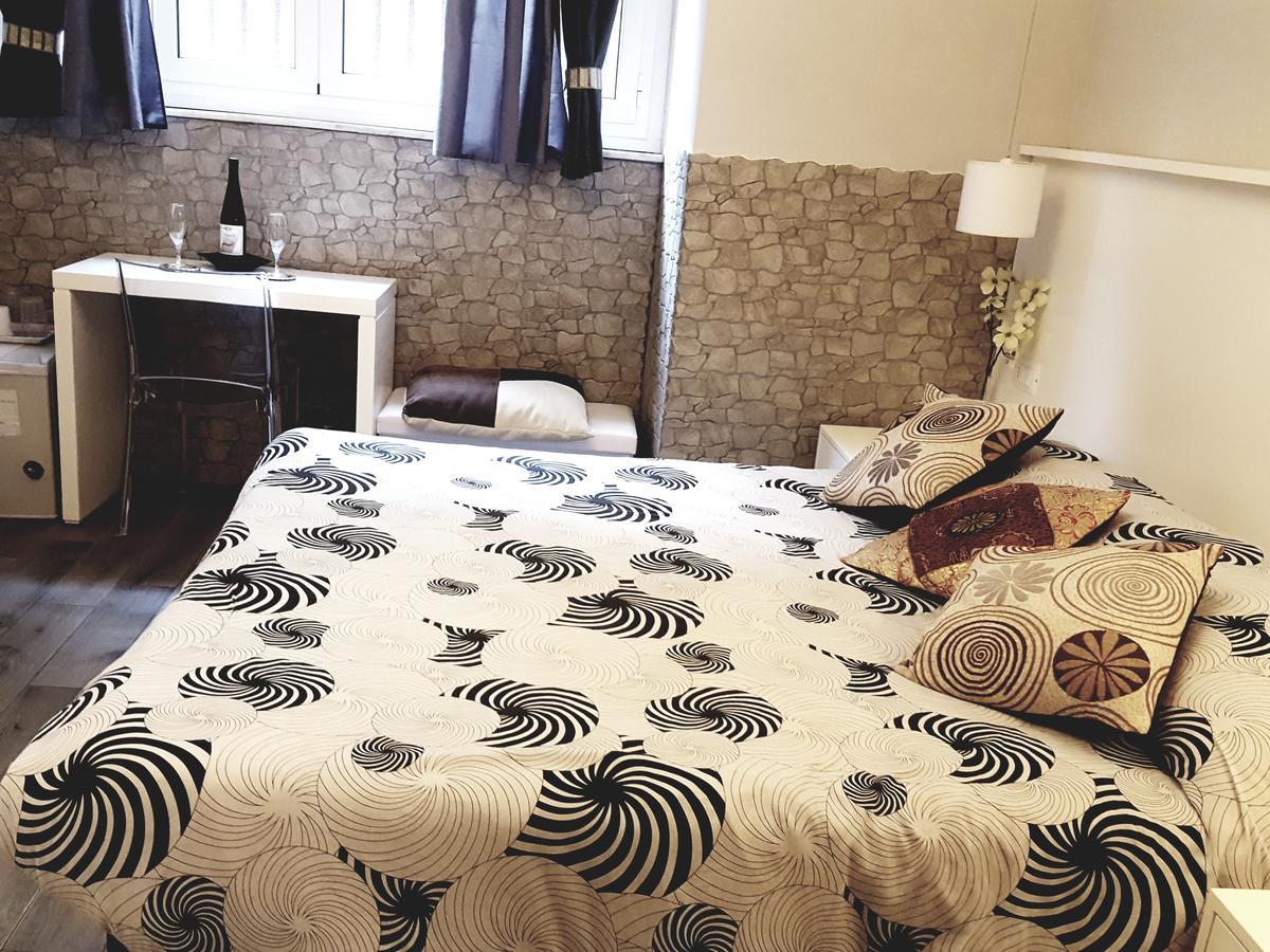 Dea Roma Inn Екстериор снимка