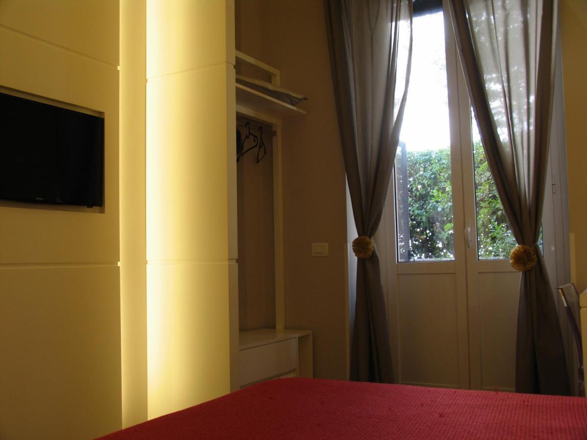 Dea Roma Inn Екстериор снимка